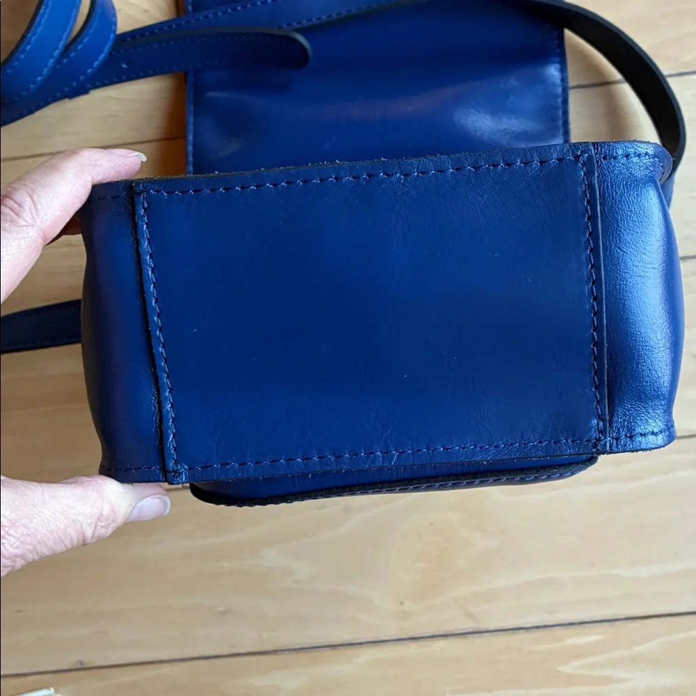 Patricia Nash lari in navy peony - Picture 7 of 16